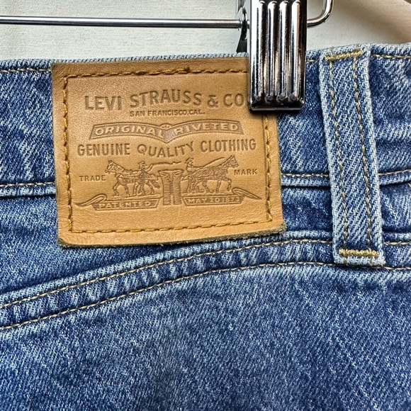 Levi's Denim Jeans sz 32 - Picture 6 of 8